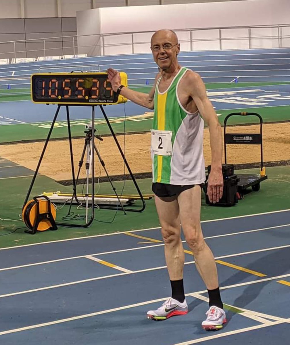 MMAC David Oxland smashing the British 3000m M70 record by a whopping 13 seconds at BMAF Sheffield indoor, 23rd Jan. 
(Picture by Kevin Pre).