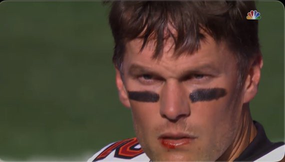 acrylicccc's tweet photo. The bloody brady say his name 3 times and he’ll show up in ur mirror crying #LARvsTB #RamsHouse #RamsvsBucs #tombaby https://t.co/4Y017NyP77