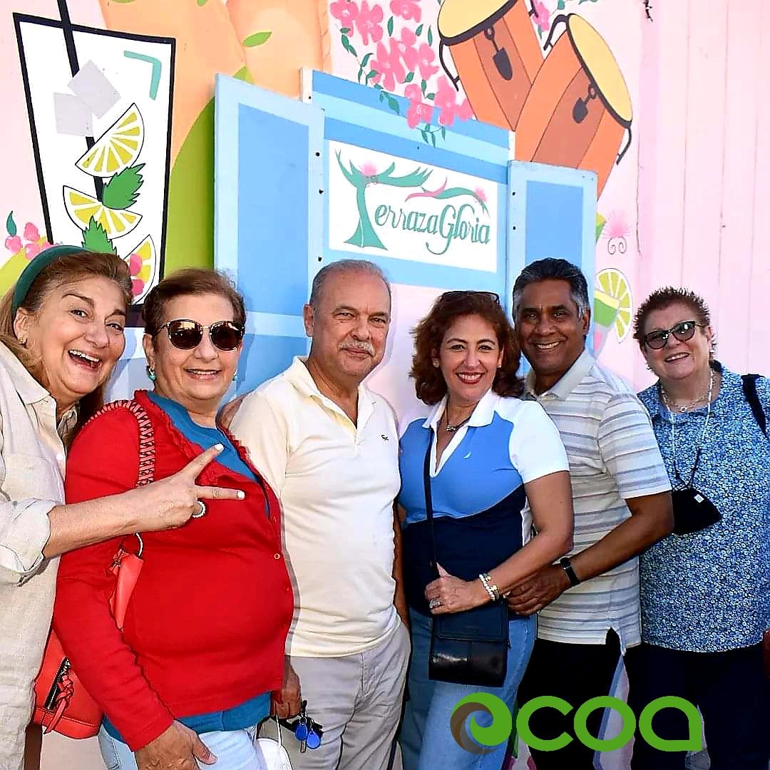 visitocoa's tweet photo. Generando ideas y poniéndolas en práctica.

Así que si visita Ocoa, no deje de visitar la Terraza Gloria, en el mismo centro de Ocoa, muchos serán los beneficiados y muchos los agradecidos. 5/5
Por @asdrovel1 lo cual estamos de acuerdo. 
Fotos de la Terraza Gloria. https://t.co/NTnfEbxXNg