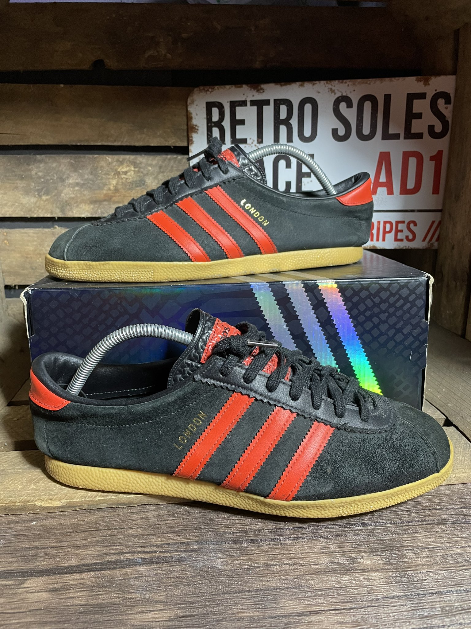 on Twitter: "For Sale:- #Adidas #London #Brussel CW Date of Release:- UK 8.5 Condition:- Good Pre Worn With OG Box:- £85 DELIVERED More Photos Available RT Appreciated DM