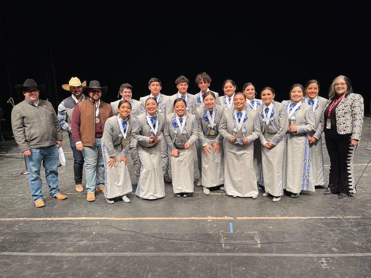 We got 3rd Place at the Mariachi Invitational this weekend! Such a great experience for our first ever competition 🏅 Thank you to the Fort Worth Stockshow, Mrs. Tovar, and Mr. Luebanos! <a href="/anaelluebanos/">Anael Luebanos</a> <a href="/FortWorthRodeo/">Stockyards Rodeo</a> #MariachiEducation #GoLions #pasiòn #entrega #corazòn