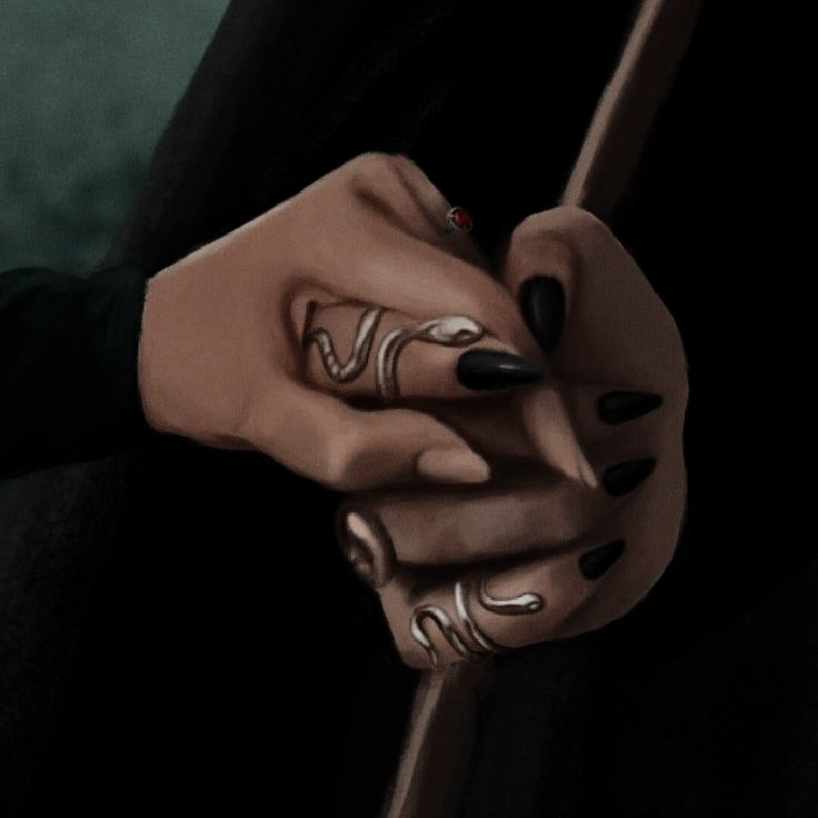 ⠀      

  ⨟ 𝓗𝐀𝐕𝐄 𝐘𝐎𝐔 𝐒𝐄𝐄𝐍 𝐓𝐇𝐈𝐒 𝐖𝐈𝐓𝐂𝐇?
             𝓣 𝐑𝐀𝐂𝐄𝐘 𝓓𝐀𝐕𝐈𝐒.
     ─────────────
⸙ Amiga de Daphne. 
⸙ Slytherin. 
⸙ Compañera de cuarto. 
⸙ OTP libre. 
⸙ Trama semipensada. 
⸙ FC: A elección. ⠀