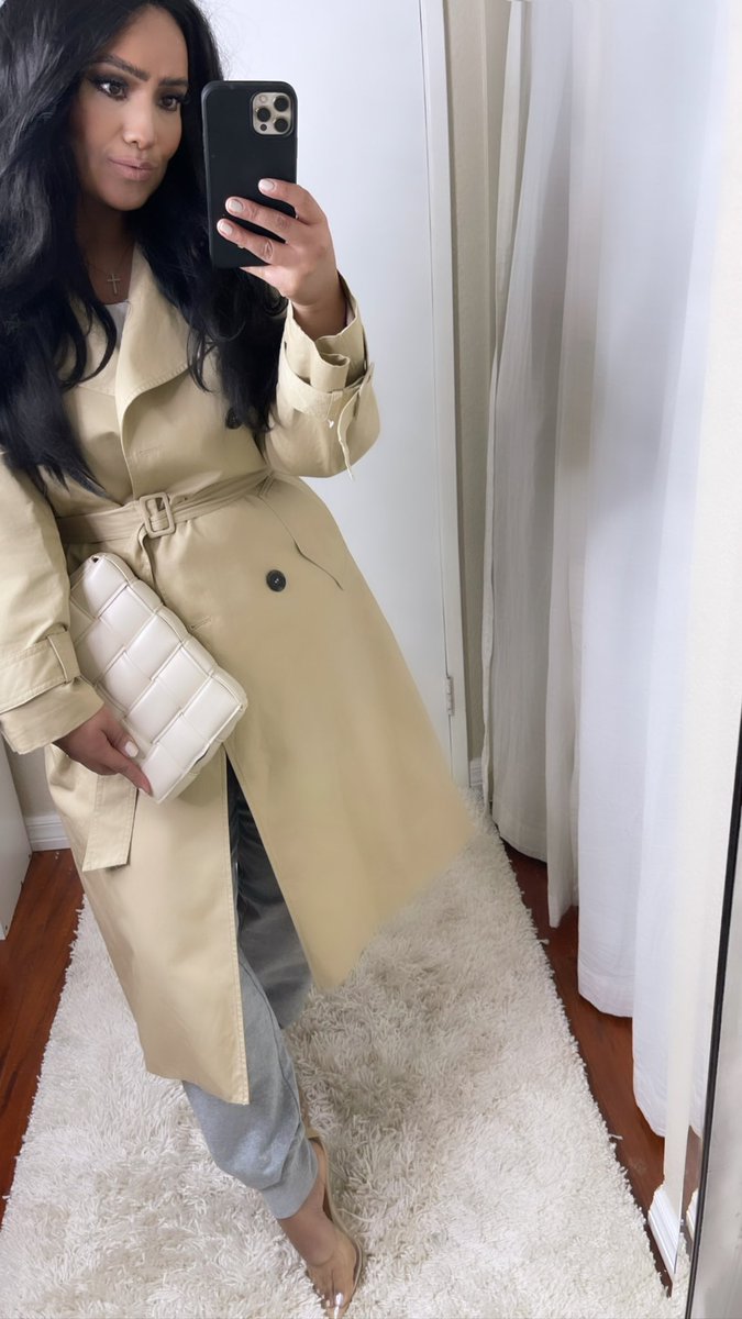 itsluisastyle's tweet photo. #OOTT #OOTD #OotdStyle  #style #stylist_shop #styling #blogger #Blog #Blogs #blogginggals #bloggerstribe #BloggingCommunity #creators #Trending #Trendy #fashion #fashionstyle #fashionista #WINTER #fashion #lookbook #weekendmood #makeuplover #makeuplooks #creatorscorner #sotd https://t.co/fT35rha3Sa