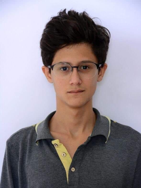 İzmir'de lise öğrencisi olan Ural Dağıstan, online olarak katıldığı Uluslararası Caribou Matematik yarışmasında dünya birincisi oldu...
Tebrikler 👏👏👏
Medya'nın ilgi göstermediği bu güzel habere biz ilgi gösterelim...