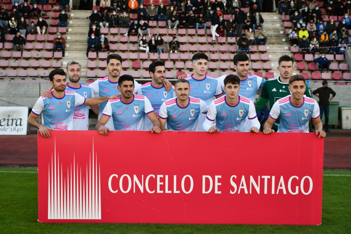 amadeo_rey's tweet photo. #enlacefotos del @SD_Compostela 1 @PontevedraCFSAD 1 https://t.co/owaAailOoc celebrado en el @VeroBoquete de San Lázaro https://t.co/Jadxhz84Q0