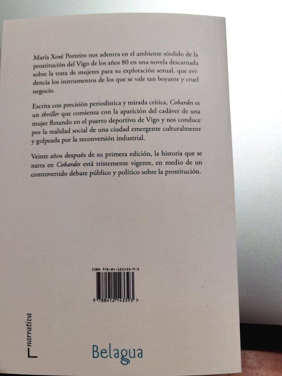 #Cobardes suertudo con @LusaAbad1 no prólogo <a href="/d_vilavedra/">Dolores Vilavedra</a> no comentario crítico <a href="/luzdarriba1/">luz darriba</a> na portada.
#Ticiana_Ghiglione_Darriba o book-trailer <a href="/BelaguaEd/">Belagua Ediciones</a> <a href="/VivirGalicia/">Edurne Baines</a> Edurne Baines a edición e <a href="/RosaCoboBedia/">Rosa Cobo Bedia</a> a presentación na <a href="/LibreriaLume/">Libreria Lume</a> na Coru o luns 24 ás 7 pm 🍀♥️💜!