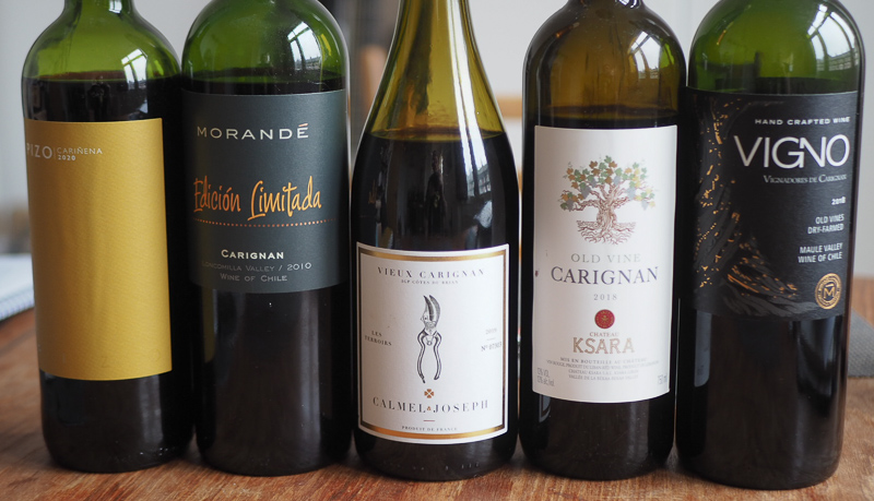 A small Carignan study, taking in France, Chile, Spain and Lebanon: how do you like your Carignan? wineanorak.com/2022/01/23/car… @ChateauKsara @MorandeWines @calmeletjoseph