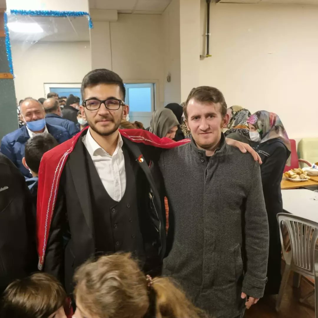 YenidenGenclik's tweet photo. Gençlik Kolları başkanımız sayın @EmrahPala0655 'nın katılımıyla yönetim kurulu üyesi HILMI TALHA İNCE kardeşimizin asker eğlencesine katılım sağladık.
@melihguuner 
@DemirkolMucahid 
@gencrefah 
@gencrefahankara https://t.co/XbiJ6uKKah