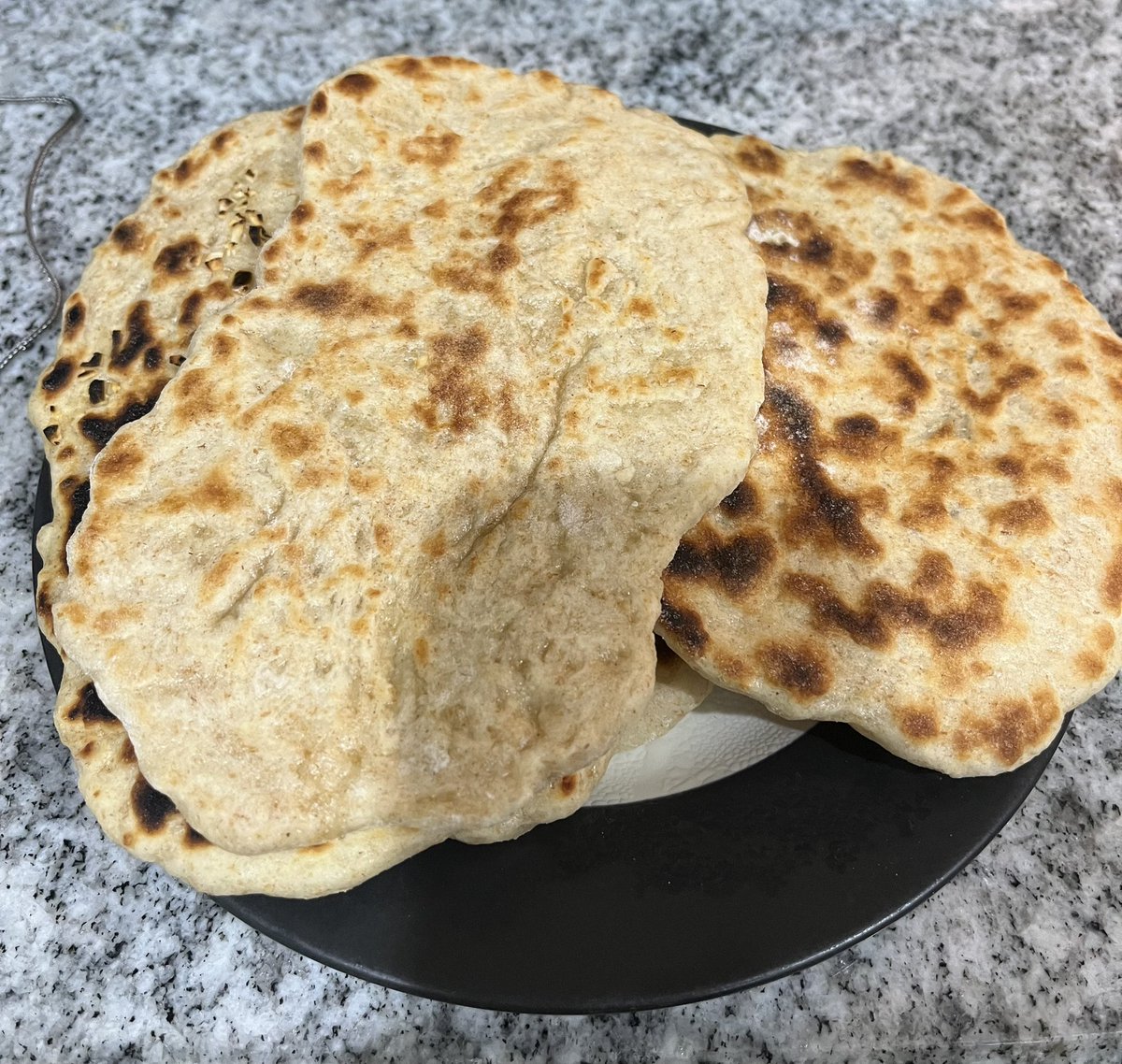 DrJenChen4kids's tweet photo. #SundayFunday #MedTwitterBaking #MedTwitterCooking experiments, both recipes from @kingarthurflour #TastesBetterThanItLooks
- whole wheat focaccia (R w rosemary, L w basil/oregano)
- homemade naan (didnโt feel like paying $3-4/piece to go w takeout, was surprisingly easy!) https://t.co/ibSc81tFQK