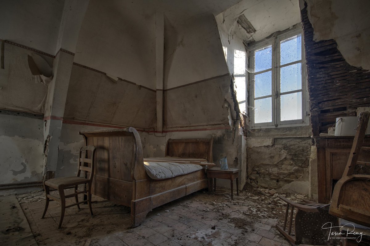 Follow me at facebook.com/TesUrbex
instagram.com
#urbex #abandoned  <a href="/WorldAbandoned/">World Abandoned</a> <a href="/urbexa_com/">URBEXA 🌐</a> <a href="/abandonedspaces/">Abandoned Places</a> #decay #derelict #nikonphotography #Nikon #UrbanDecay #urbanexploration <a href="/IamNikonNL/">Iamnikonnl</a> <a href="/ZOOMnl/">Zoom.nl</a> <a href="/KEshop/">Keshop Chettri</a> <a href="/PhotoOfThe/">Photo Of The Day</a> @urbexj