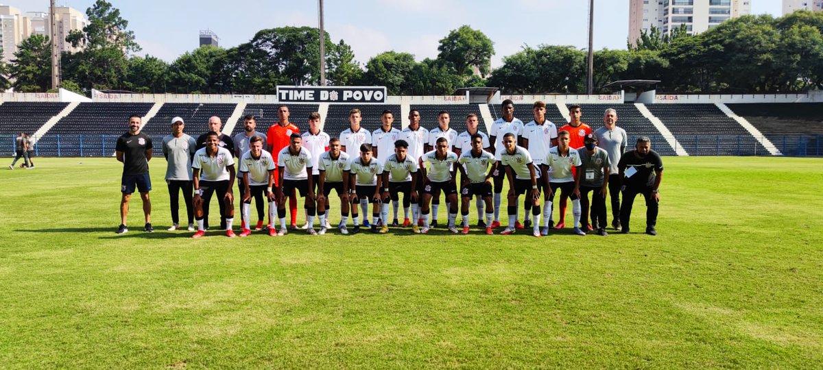 Corinthians estreia com vitória na FAM Cup Sub-17! 🏴🏳🦅 Timão bateu a Ferroviária por 2 a 0 na Fazendinha ⚽️ Adryan ⚽️ Moscardo