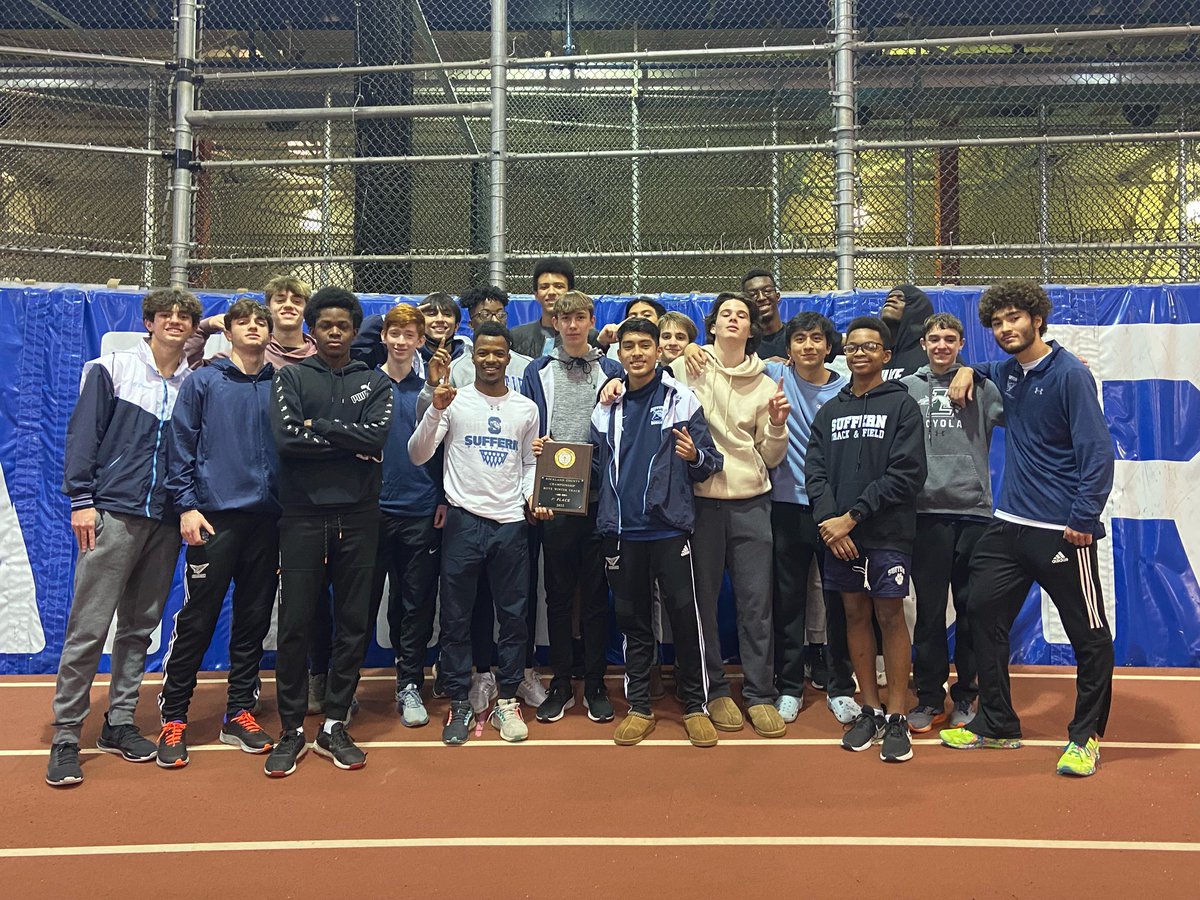 SamsonJoseph03's tweet photo. Had a great team win today at counties , can’t ask for a better team to be apart of ! #countiechamps @SuffernXCTF @suffathletics @ArmoryNYC https://t.co/UbKbuZZRR6