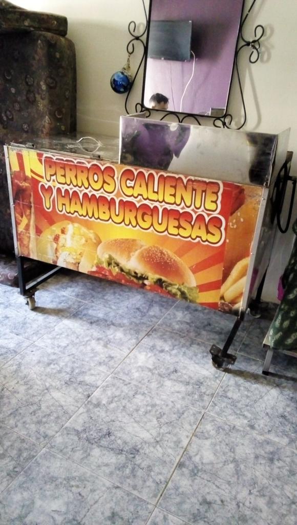 jesuhot's tweet photo. Vendo carrito de perro caliente y hamburguesa en maracay en perfecto estado información 0424 34 6 23 88 excelente precio ya https://t.co/UQdsRwxy8e