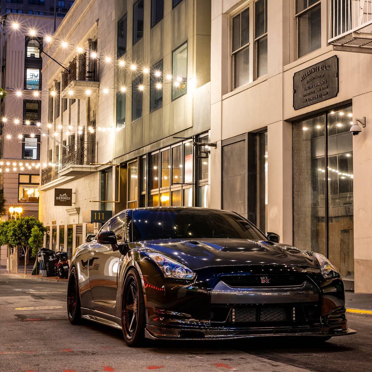 carpxrnpicx's tweet photo. Nissan GT-R https://t.co/KVTkhlqyuV