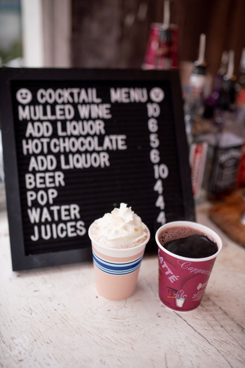 ArcheoToronto's tweet image. OUI OUI APRES SKI, BUNNIES! 🐇

Just because you missed the slopes doesn&apos;t mean you have to miss the after-party... 

A classic chalet experience done outdoors in the heart of @DistilleryTO awaits you! 

We&apos;re open &apos;til 10 pm tonight and back at it again starting Thursday. 🤘🤘🤘