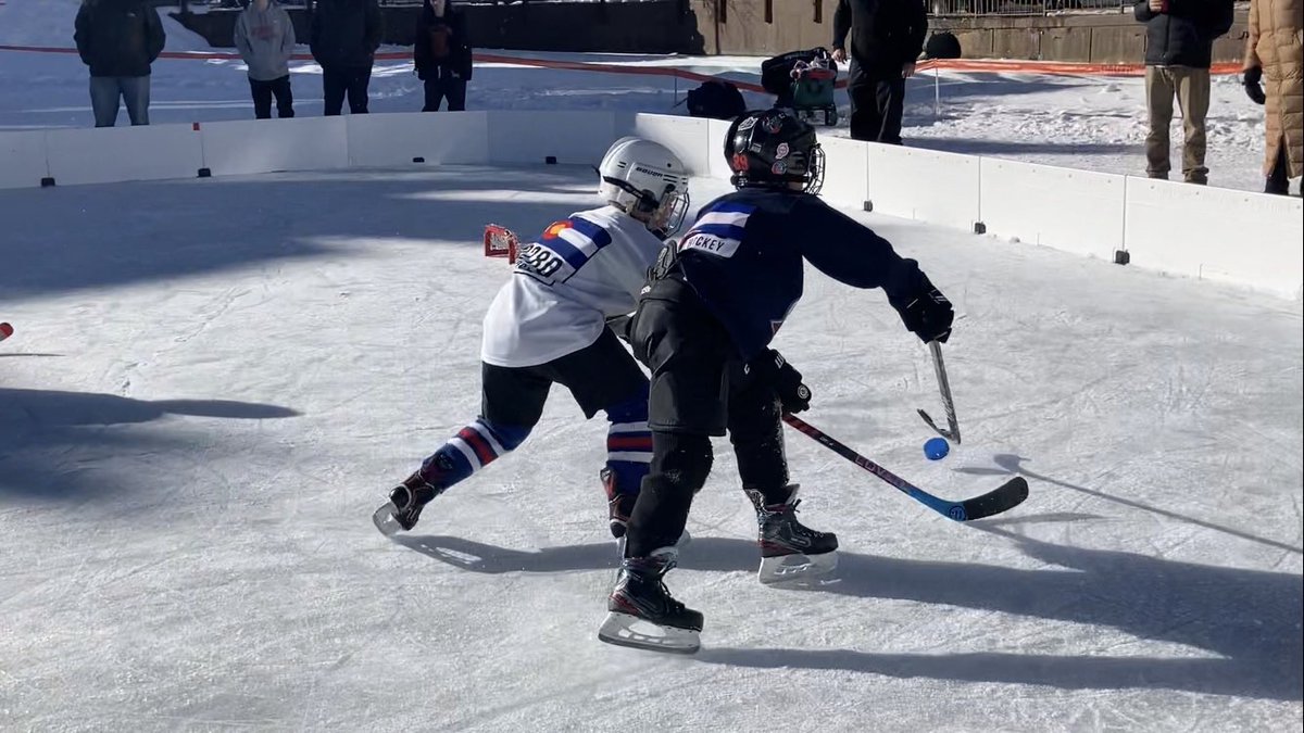 MrsKinderDodge's tweet photo. A couple of action shots from an awesome weekend of pond hockey! @9280PondHockey @COHockeyAvs Thanks for the memories 🏒❤️ https://t.co/29zUcsLpjZ