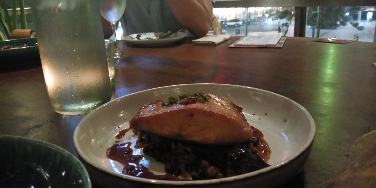 rchaian's tweet photo. La Picara last night.  Food's pretty good. https://t.co/45d6TtJ1ZS