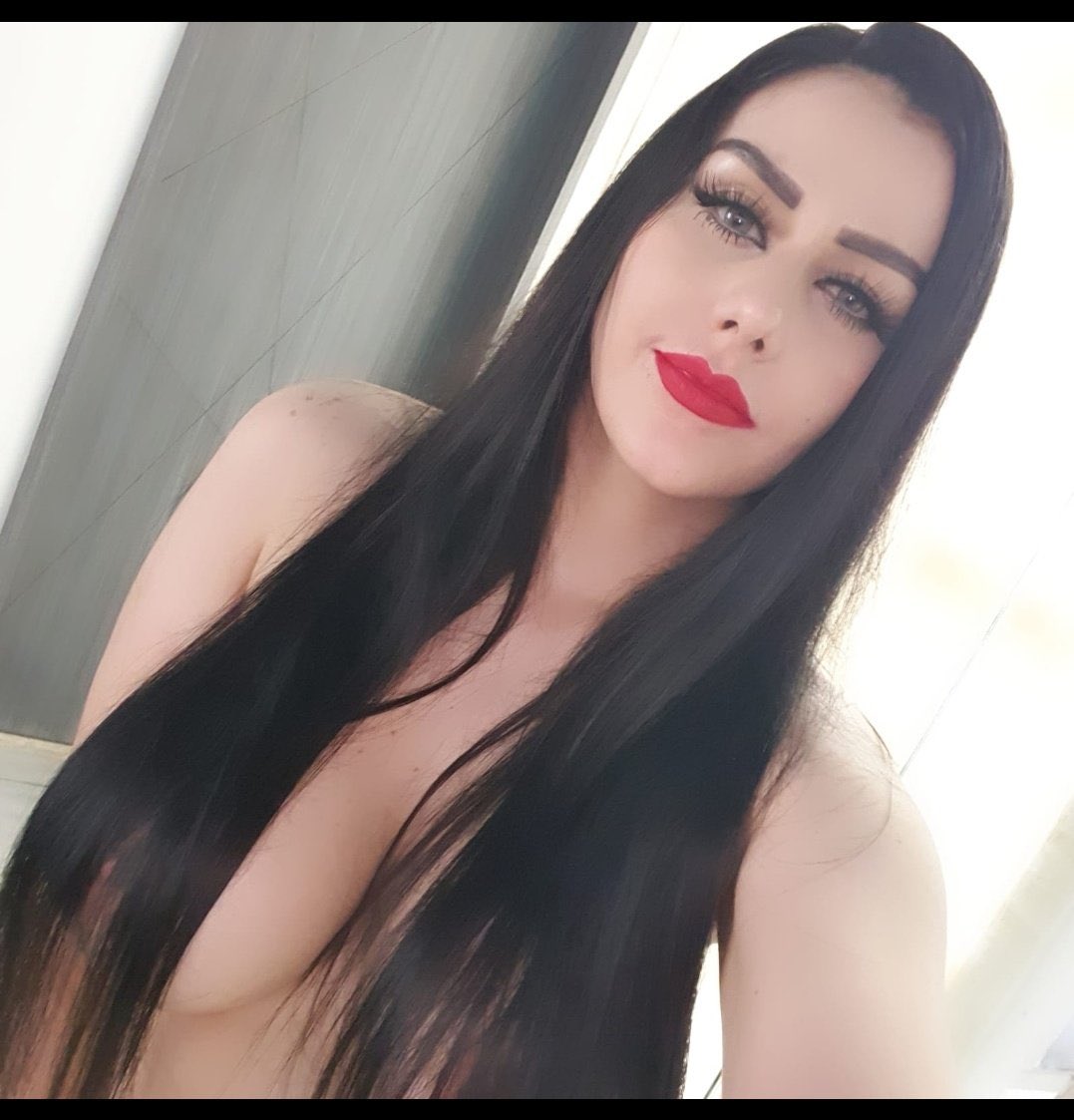 PLATITOPLATINI's tweet photo. @dulce_eva_vip33 Bonito domingo, bonita y rebuena usted, la amo 🥰😍❤️ https://t.co/qQJFE3pHp1