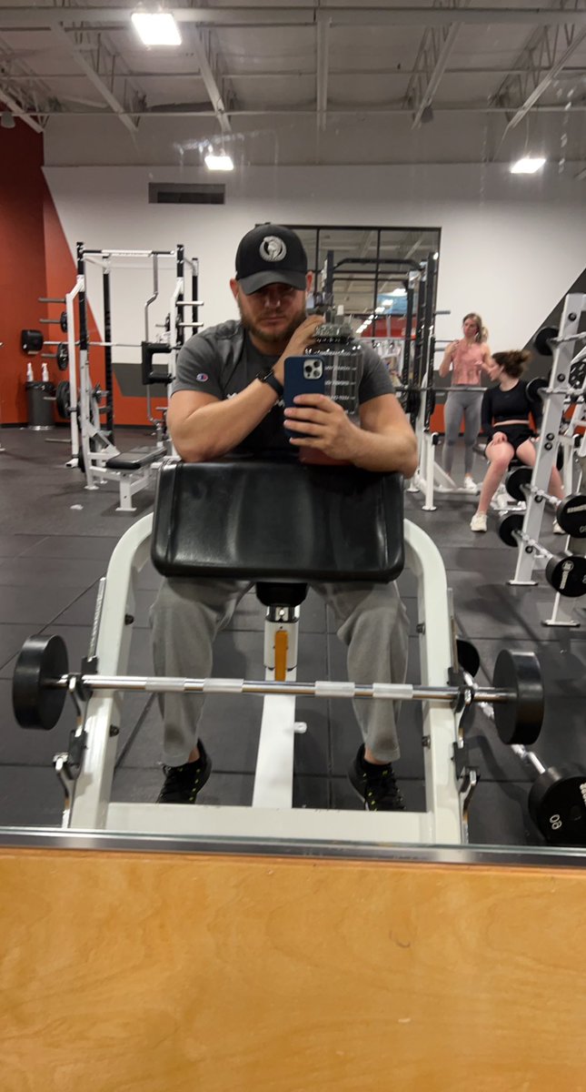 djacksonweather's tweet photo. A little workout before we go live!! See you all soon! 🔥 💯 https://t.co/0gc7mg1bIF