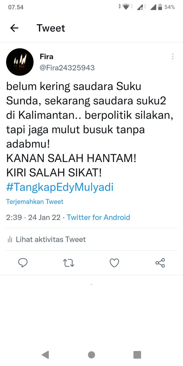 Fira24325943's tweet photo. @Putri03974692 @henyShr @Adirja7111 https://t.co/dNyurE71Vt

berimbang kl g diliat sepotong2..
apalagi berani gini, berarti mmg bener2 KITA INDONESIA https://t.co/meuqMgAN6k
