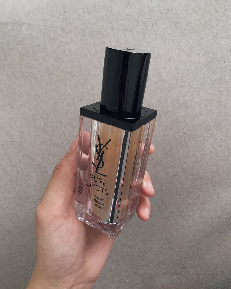 WADAARISA's tweet photo. YSLの #ピュアショットナイトセラム
夜専用の美容液！サラッとしたテクスチャーでお肌に馴染んでくれる🥺べたつきも本当気にならない☺︎
そして翌朝のお肌に感動🥲💓毛穴がどんどん目立たなくなってきた🥺使い続けることでより実感するよ☺︎！
#ピールボタニカルケア #pr https://t.co/jeVMnJN6Gq