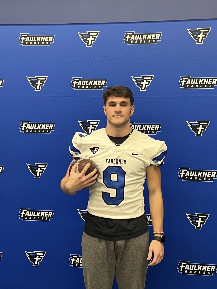 Blessed to receive an Offer from Faulkner University! <a href="/FaulknerFTBL/">FaulknerFootball</a> <a href="/CoachCadron/">Cadron Davis</a> <a href="/coachrobgray/">Rob Gray</a> <a href="/SteveSmithFBC/">Steve Smith</a>