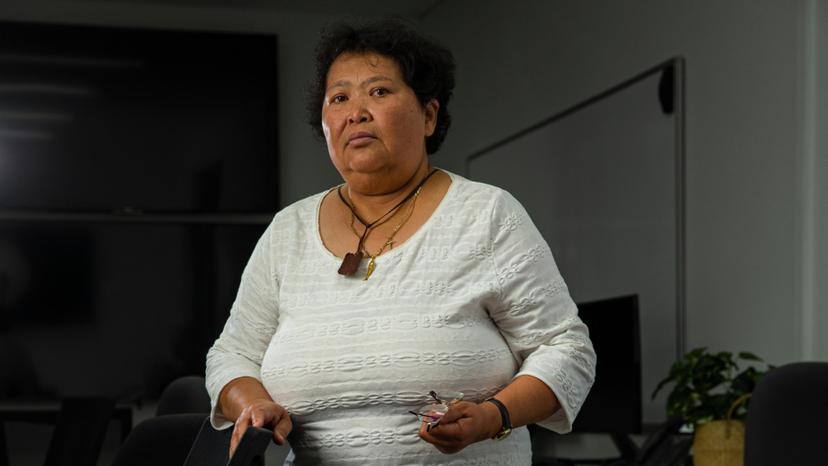 A 56-year-old #Craigie woman has fallen victim to a $70,000 phone #scam after she was told she would be arrested if she did not hand over her life savings <a href="/WA_Police/">WA Police Force</a> #perthnews bit.ly/3fRaVth