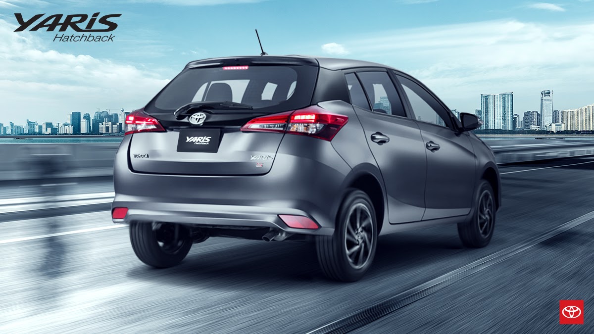 ToyotaMex's tweet photo. #EmpiezaLoBueno con hasta 106 HP, la practicidad de ser compacto y una amplia cajuela. Viaja en tu nuevo #YarisHB. https://t.co/5QTyL8z0Y0