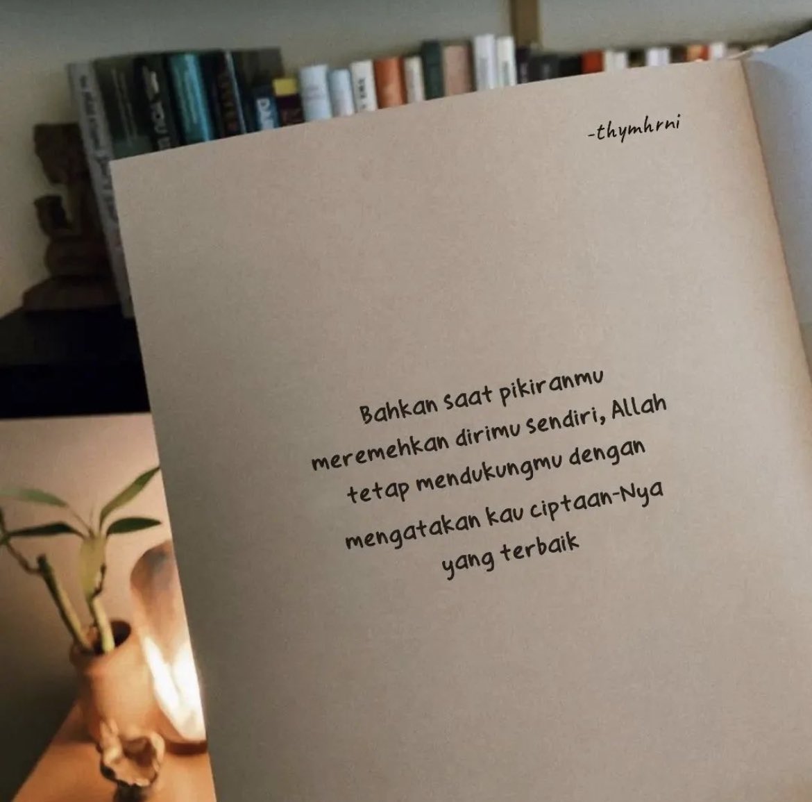 Kita manusia terbaik versi cipataan nya dan versi diri kita sendiri 💫