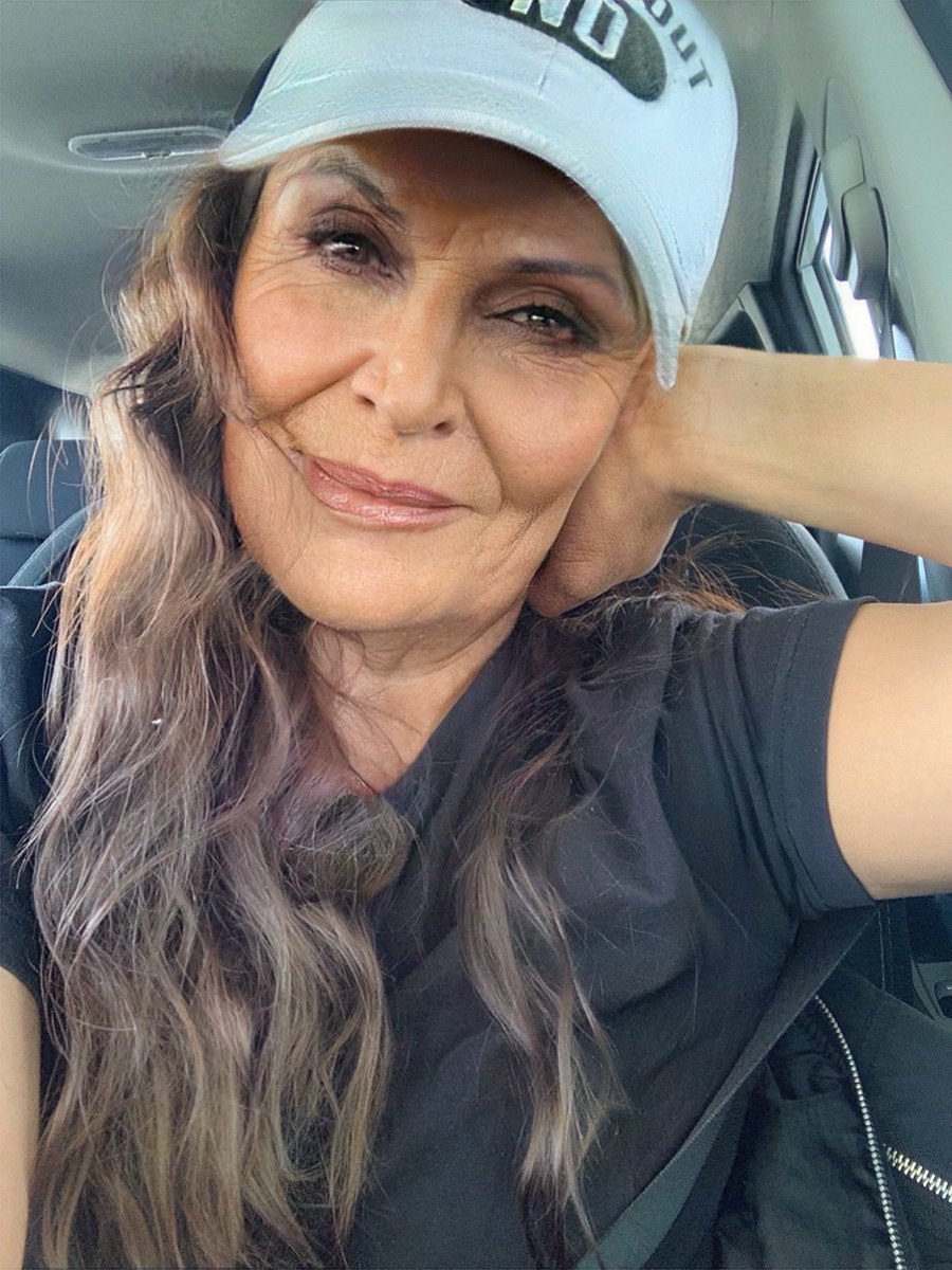 SadafJadran's tweet photo. Crypto made my life stress-free. 

- Sadaf, age: 32 https://t.co/yj61IX5Zqe