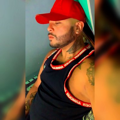 rodrigo_foxx's tweet photo. #NuevaFotoDePerfil https://t.co/81CrgyGOzY
