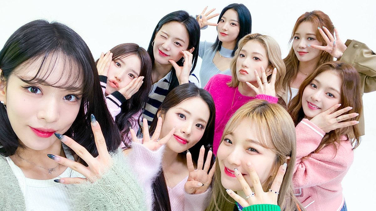 1004__han_'s tweet photo. 4周年おめでとう𓂃 𓈒𓏸໒꒱
9人みんなが仲良くて綺麗で本当に素敵なグループ( • •)❤︎まだまだ輝くよ！！
これからも花道だけを歩こうね💞

#fromis_9_4th_anniversary #HAPPY_fromis_9_DAY #happy_flover_day https://t.co/Jf1DyEDSWi