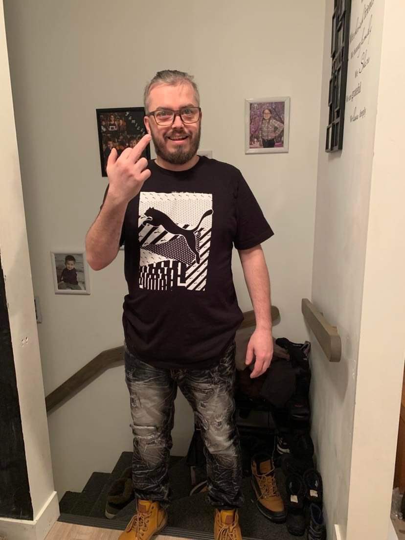 Fuck you la vie c moi qui maigrit.                                              Ps: Onelove