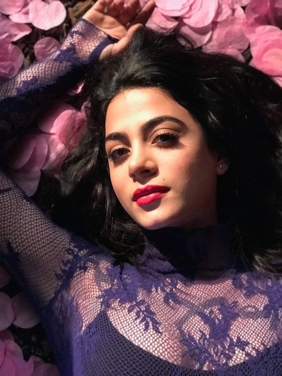 #SeductiveSunday 💜