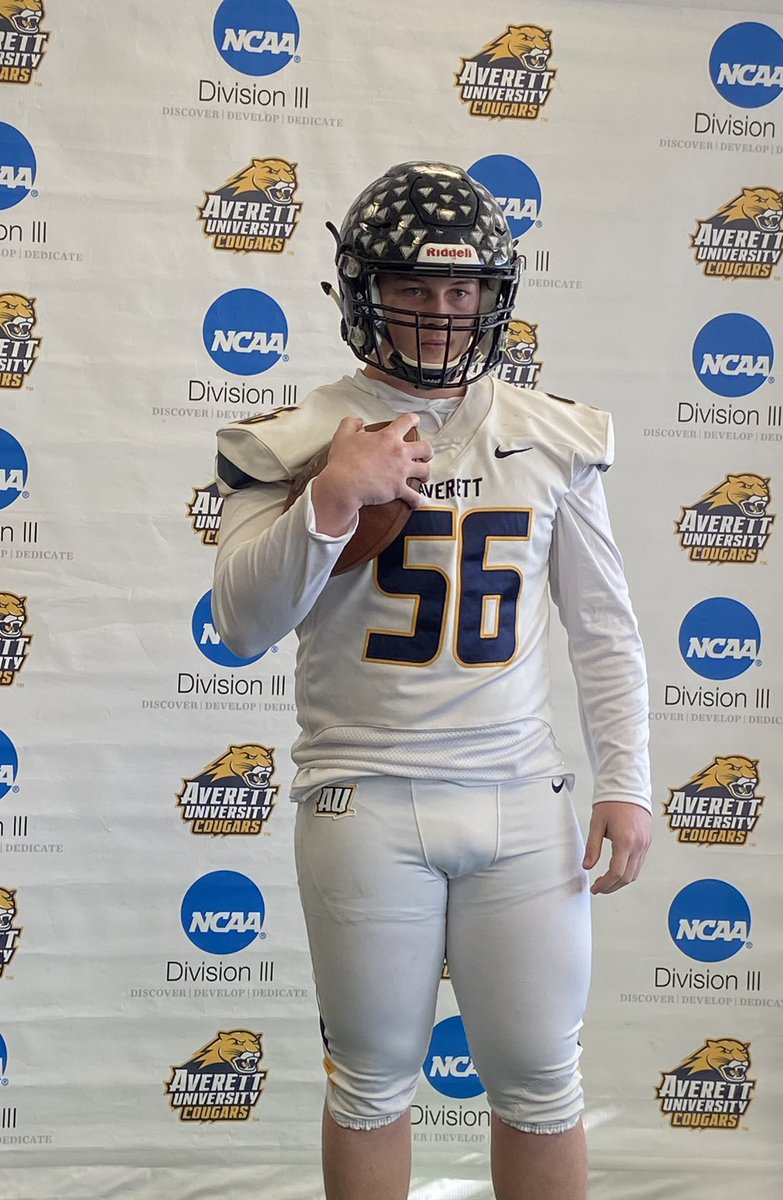 MasonGaddis56's tweet photo. Thanks for a Great Visit @AverettFootball yesterday! @coachphenry @Coach_Ford63 @CoachJSmith91 @B_MooreDFO https://t.co/yb3RQ0DmOp