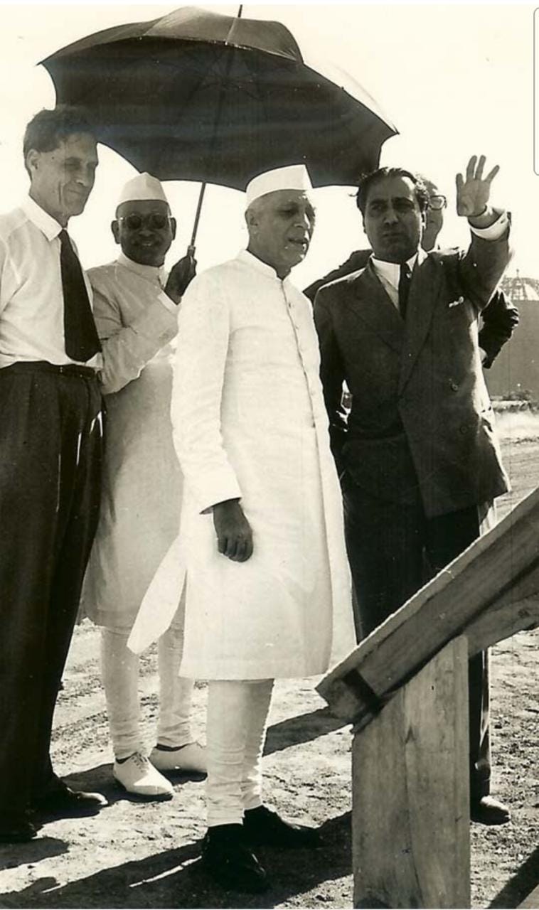 What Was Behind Jawaharlal Nehru’s “Secret Letter” To Oppenheimer 89 Nehruvian on Twitter: "Dr. Homi J. Bhabha briefing Jawaharlal Nehru during his visit to Trombay. Today is the 56th death anniversary of Dr. Bhabha. #HomiJBhabha . https://t.co/ETAucfzl6b" / Twitter