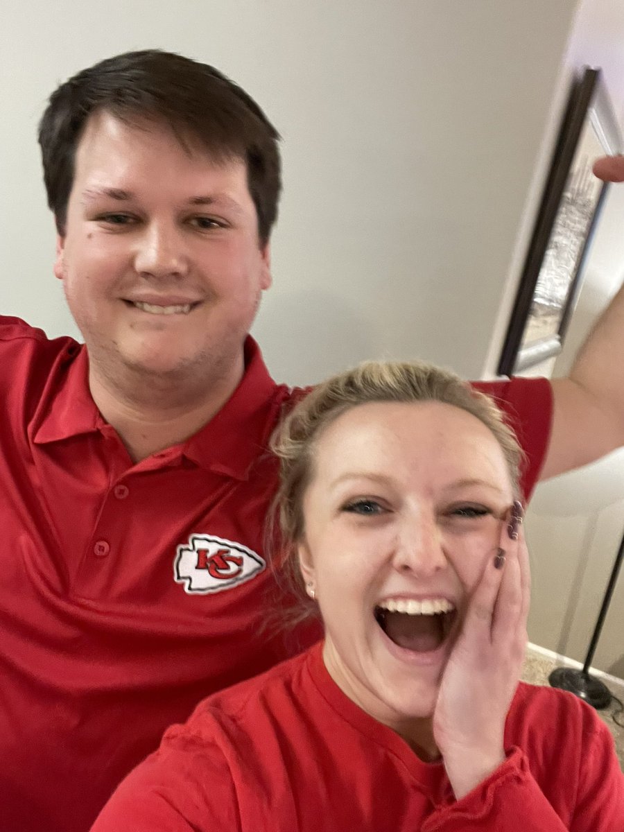 HOW BOUT THEM CHIEEEEEEFFFS #ChiefsKingdom