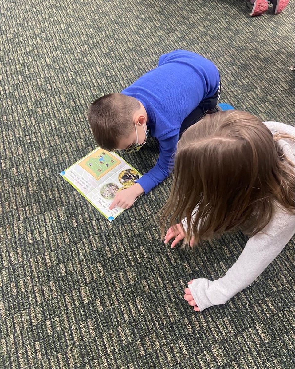 TrinityTigers1's tweet photo. 1 day until Registration Opens!
Tomorrow is the day!
Our final #TrinityTradition in our count down is the “Buddy System” at Trinity! All the grades work together. The 6th graders and 3rd graders have an assigned buddy who is in kindergarten. They read books together... https://t.co/iNYI6my7l5
