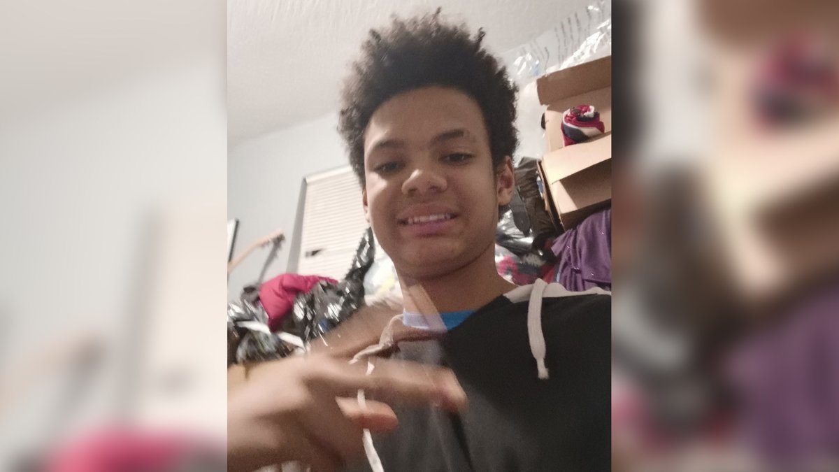 WFLA's tweet photo. MISSING TEEN: Pinellas County police searching for 13 year old autistic boy https://t.co/VQhJ4vJUwJ