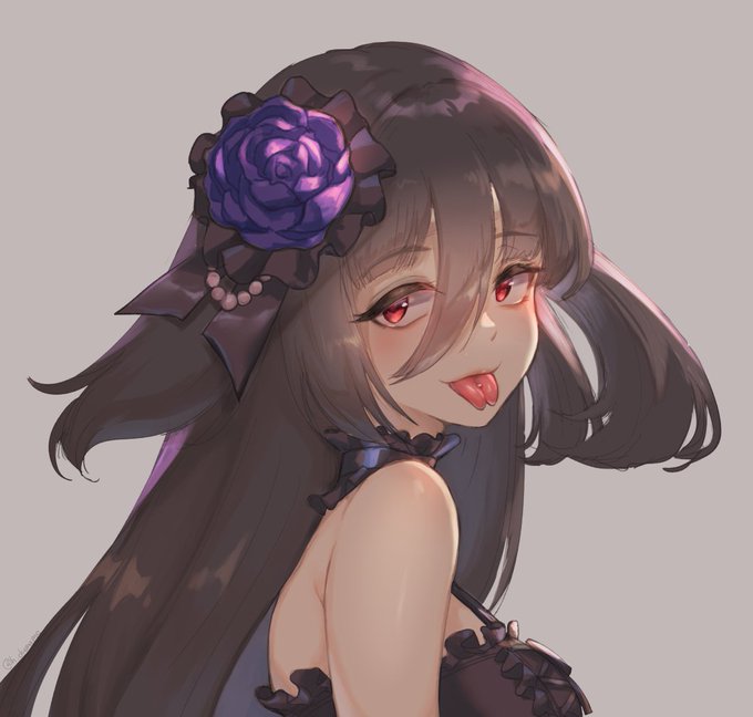 Tae⚠️CW//split tongue 