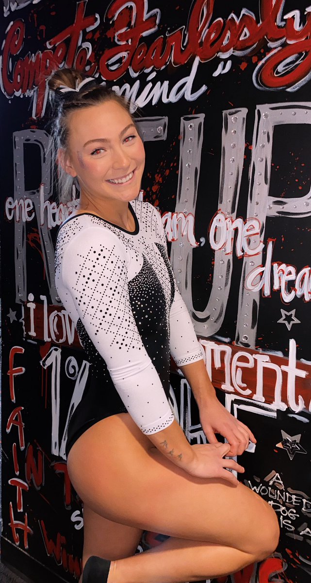 abbeyward101's tweet photo. hiii :)) #godawgs 
@UGAGymnastics https://t.co/6uyZAblS3V