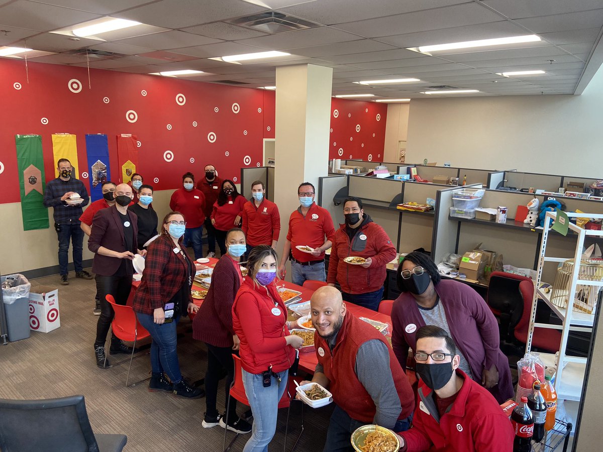 Kellieness's tweet photo. What a day at T2373, we celebrated:

-A visit from @mschindele and team 
-@MadridSolrac’s 20th 🎯 anniversary             
-ETL Alicia’s last day in training

✨A magical day to work somewhere 
you love✨ @A_Leigh_ @tonypena https://t.co/FCaGF60fRr