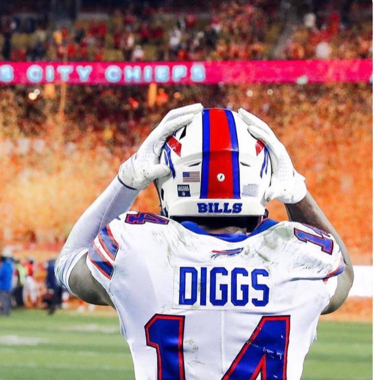 Stefon Diggs waited a whole year for his revenge game just to have 3 catches for 7 yards..
(@itskylecovers)