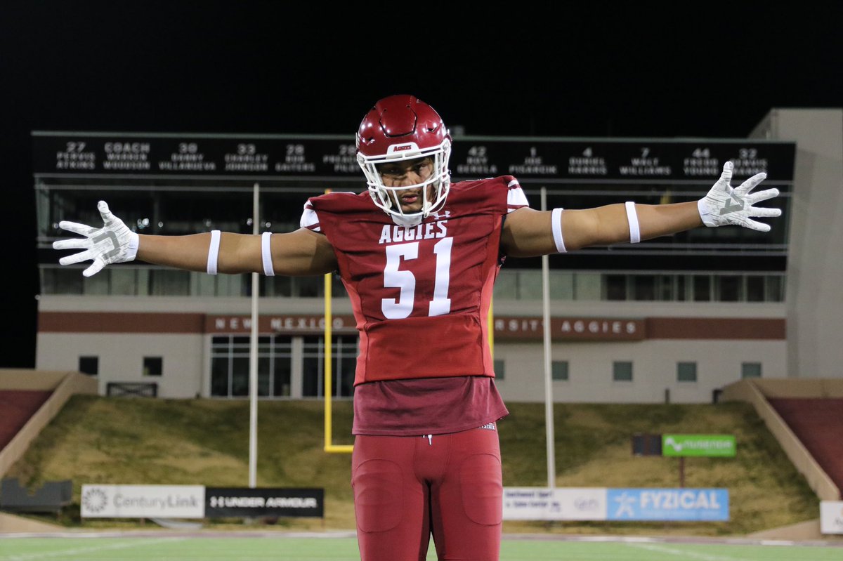 TheBuffaloK's tweet photo. Had a Great official visit to New Mexico State University huge thanks to the coaching staff for having me and making me feel welcome. #AggieUp @AndrewMitch @CoachWrightNMSU @Coach_MacNMSU @NMStateFootball https://t.co/evY30nlRuJ