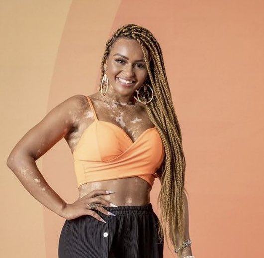 tracklist's tweet image. 🚨PRIMEIRO PAREDÃO FORMADO: LUCIANO, NATÁLIA E NAIARA! #BBB22