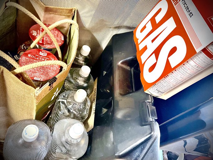 ペットボトル 高画質 のtwitterイラスト検索結果 古い順