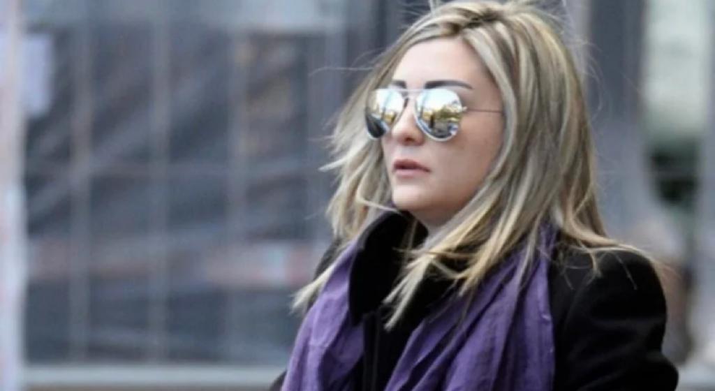 "Setelah gagal menghancurkan Suriah secara militer, AS dan semua sekutunya menghancurkannya secara ekonomi dengan embargo, sanksi. Setelah menang secara militer, kami pasti menang secara ekonomi." (Luna al-Shibl, penasehat Bashar Assad)

*) Arab ga hanya saudi dan gamis...