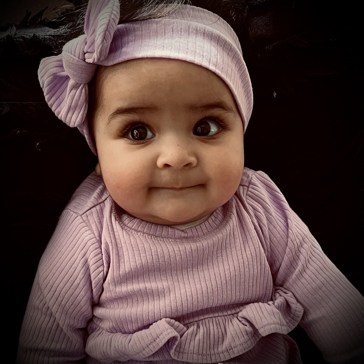 gauravkrishnag's tweet photo. You are made up of courage, determination, love, devotion and talent! Always dream big little one, because the sky is your limit! 
#NationalGirlChildDay
#SiyaGoswami
SR! https://t.co/cdUGwYwfaT