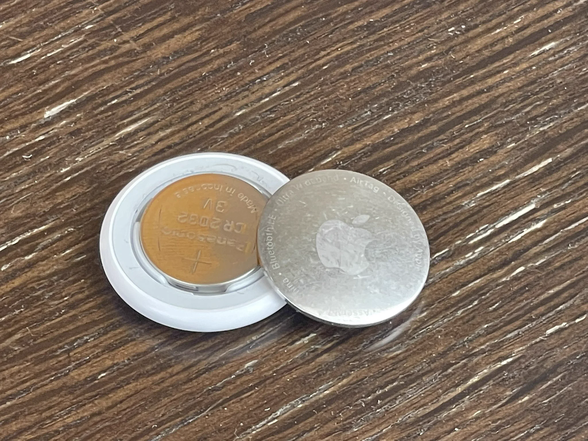 自分のものではないAirTagを見つけたら…自宅の追跡をされているかも…