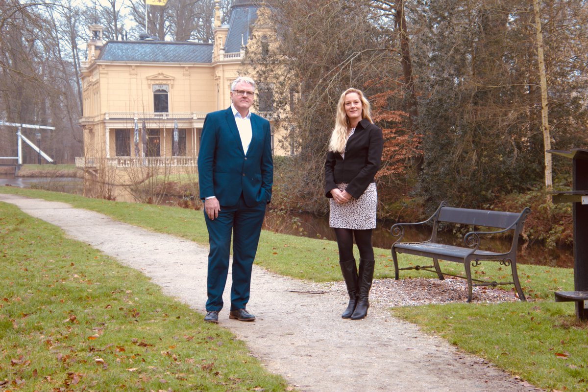 Anneke Laan en Harry Stomphorst samen lijsttrekker!

Samen Sterk met Sterk Westerkwartier

Leek, 24 januari 2022

Leekster en Marumse-raadsleden Anneke Laan en Harry Stomphorst zijn als duo lijsttrekker: ‘We vullen elkaar op onderdelen goed aan’

sterkwesterkwartier.nl/index.php/2022…